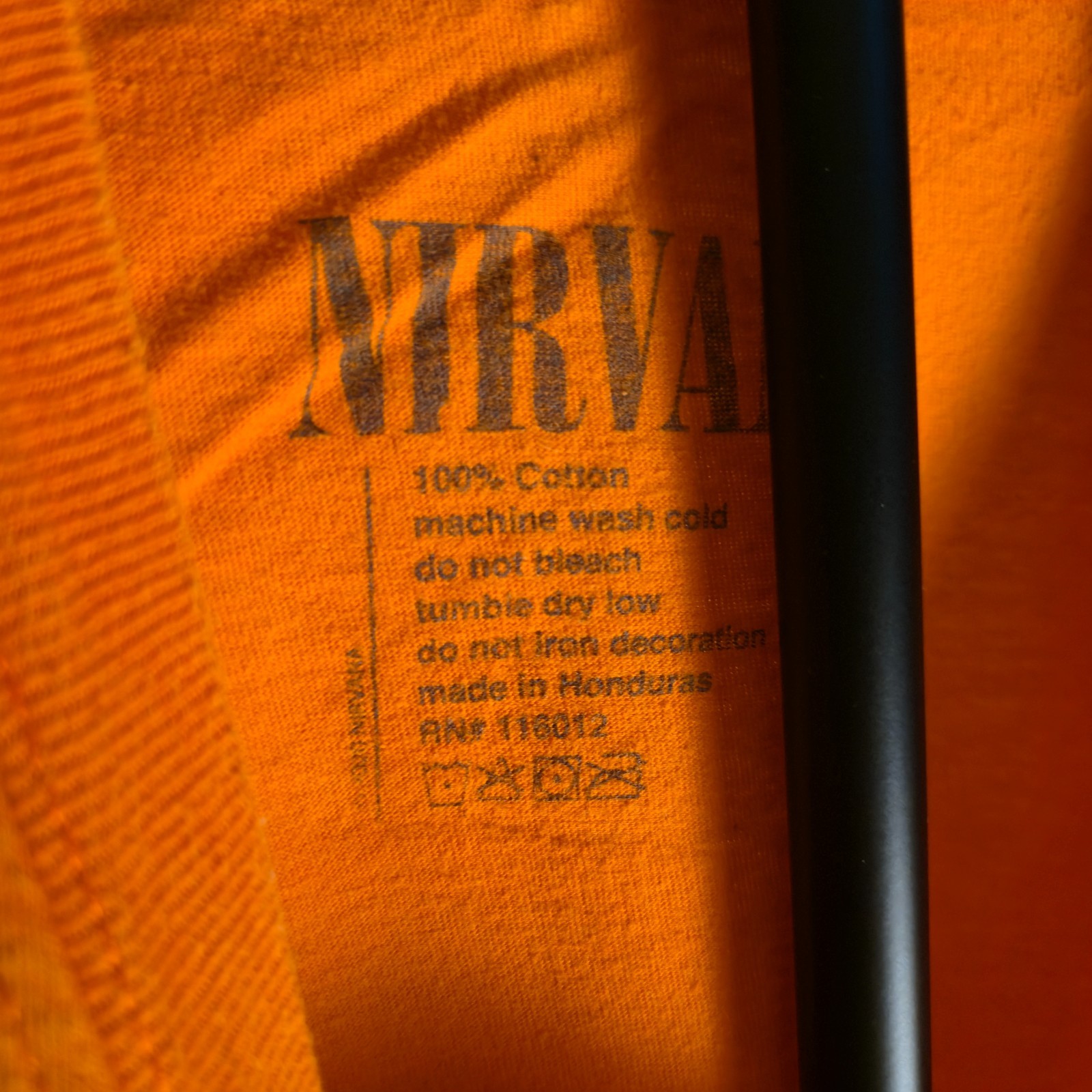 Nirvana Smiley Face T Shirt M Orange Kurt Cobain Grunge Band Logo Graphic - back view