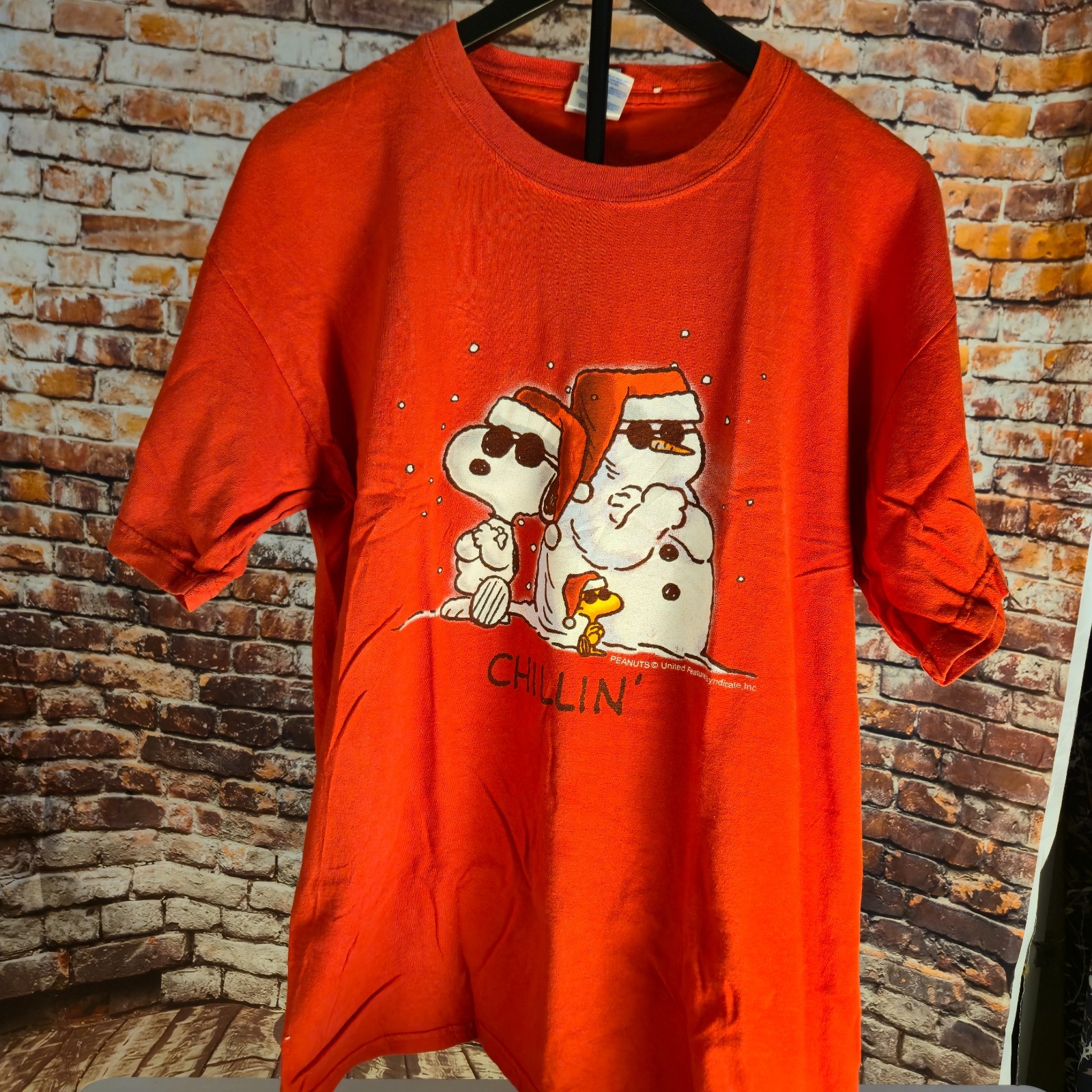 Snoopy Peanuts Christmas Chillin Snowman Graphic T Shirt Red Gildan Large for sale at Nostalgik Vibes