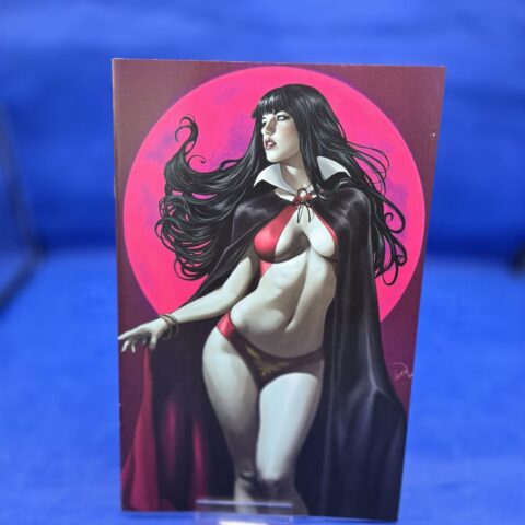Vampirella #11 Ivan Talavera Virgin Variant Dynamite NM