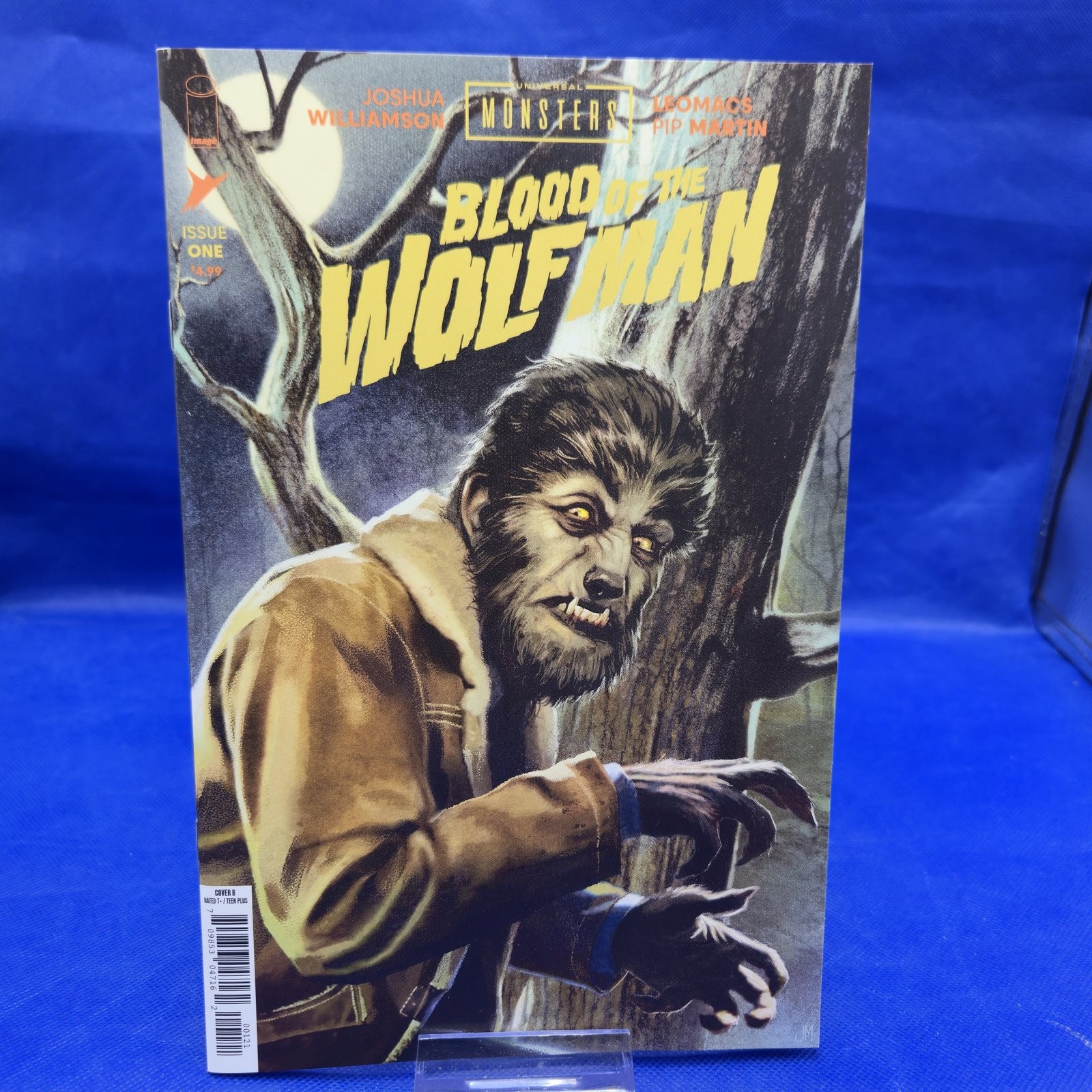Universal Monsters Blood of the Wolf Man #1 Cover B Middleton Variant NM