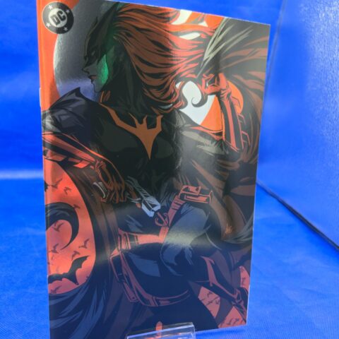 Batwoman #1 - Cover C - Stanley 'Artgerm' Lau Foil Variant - DC - NM
