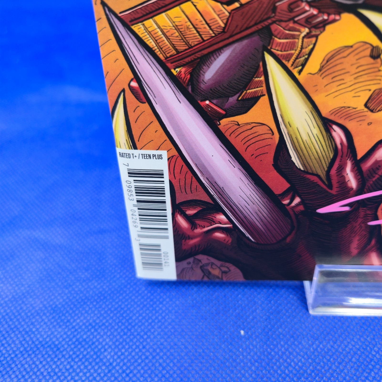 Battle Beast #1 1:10 Retailer Incentive Variant Signed Ryan Ottley NM COA Image