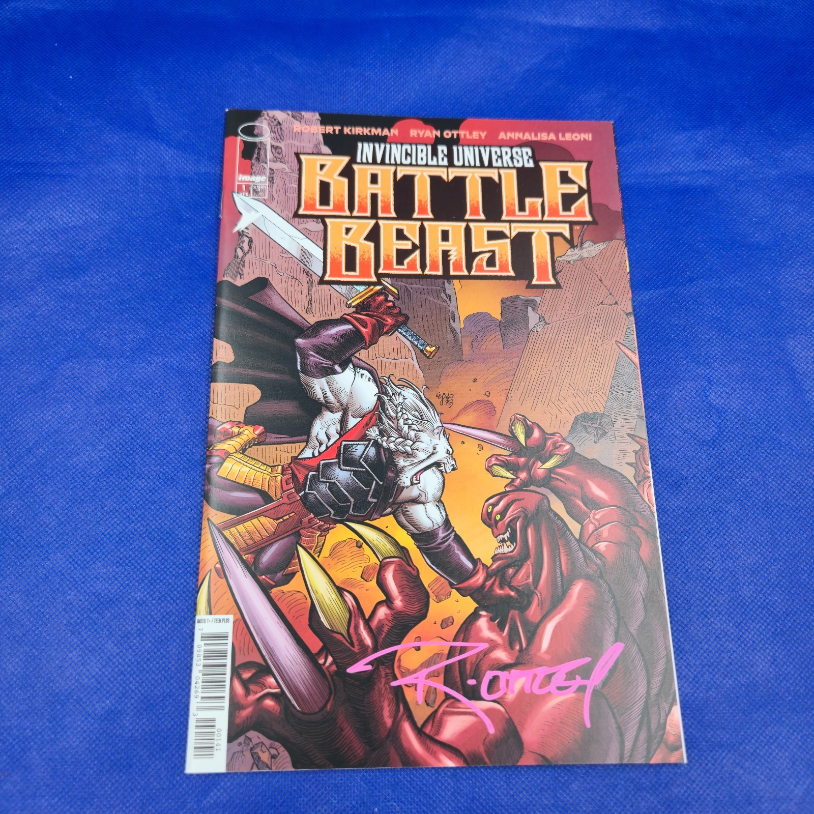 Battle Beast #1 1:10 Retailer Incentive Variant Signed Ryan Ottley NM COA Image