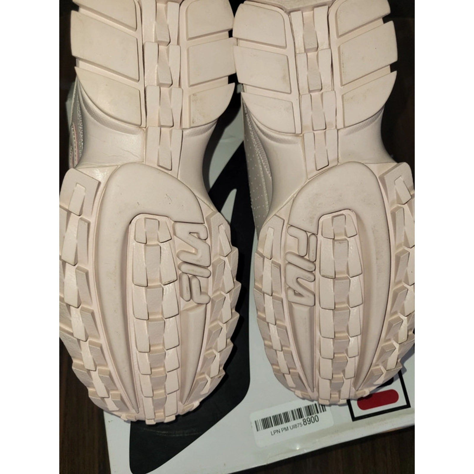 FILA Womens 9.5 Disruptor II White Chunky Platform Sneakers New