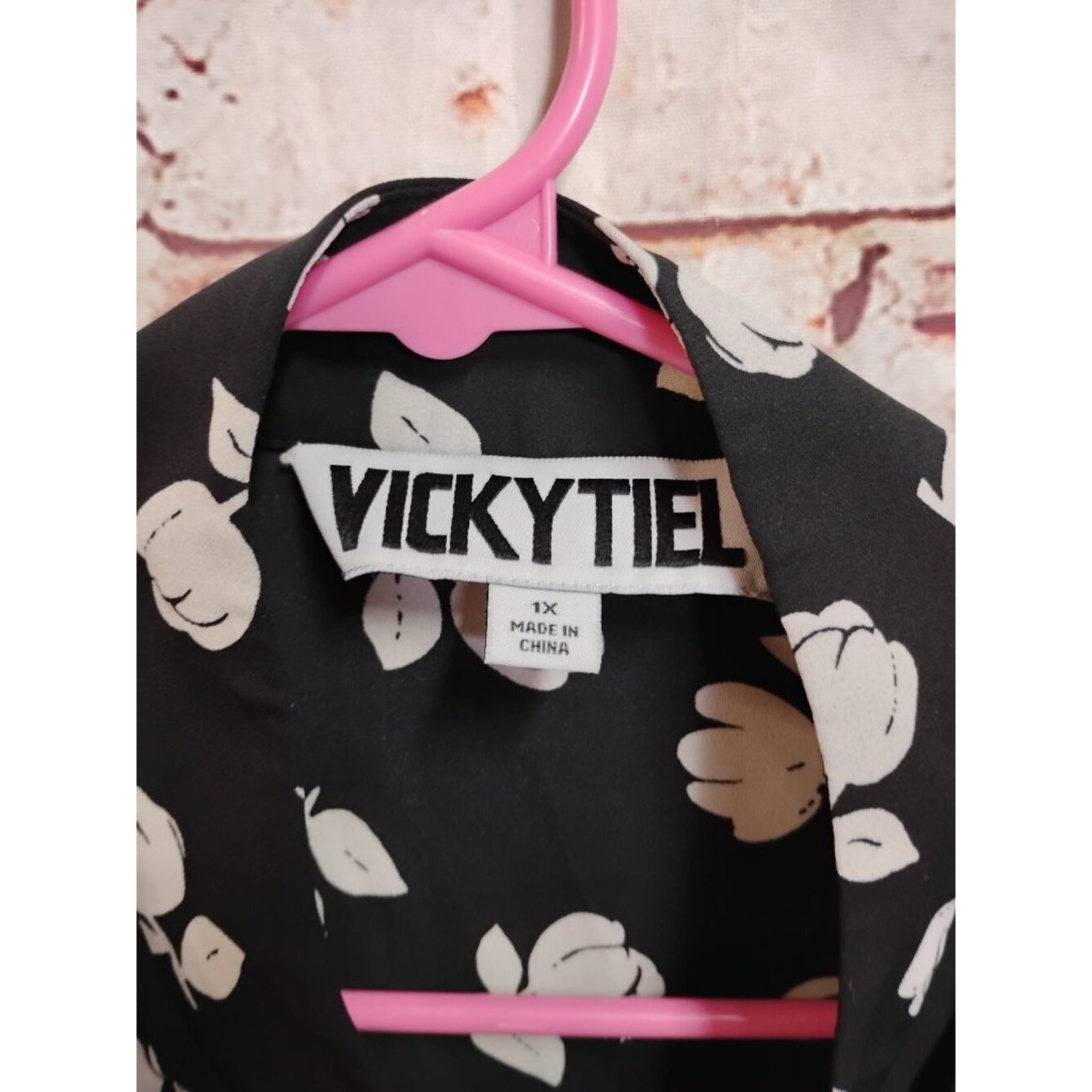 Vicky Tiel Womens 1X Black White Floral Print Dress