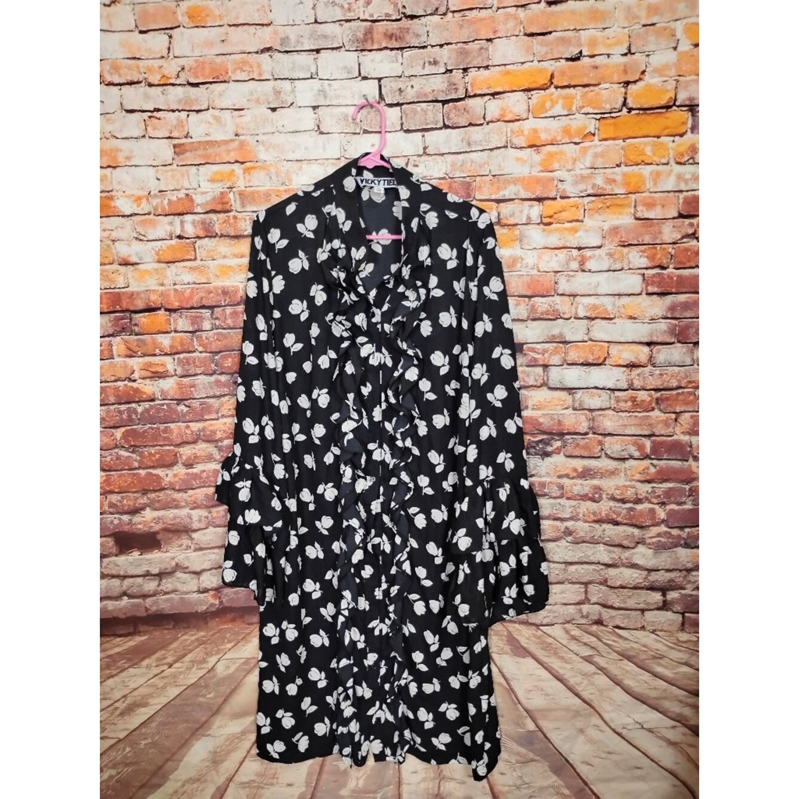 Vicky Tiel Womens 1X Black White Floral Print Dress