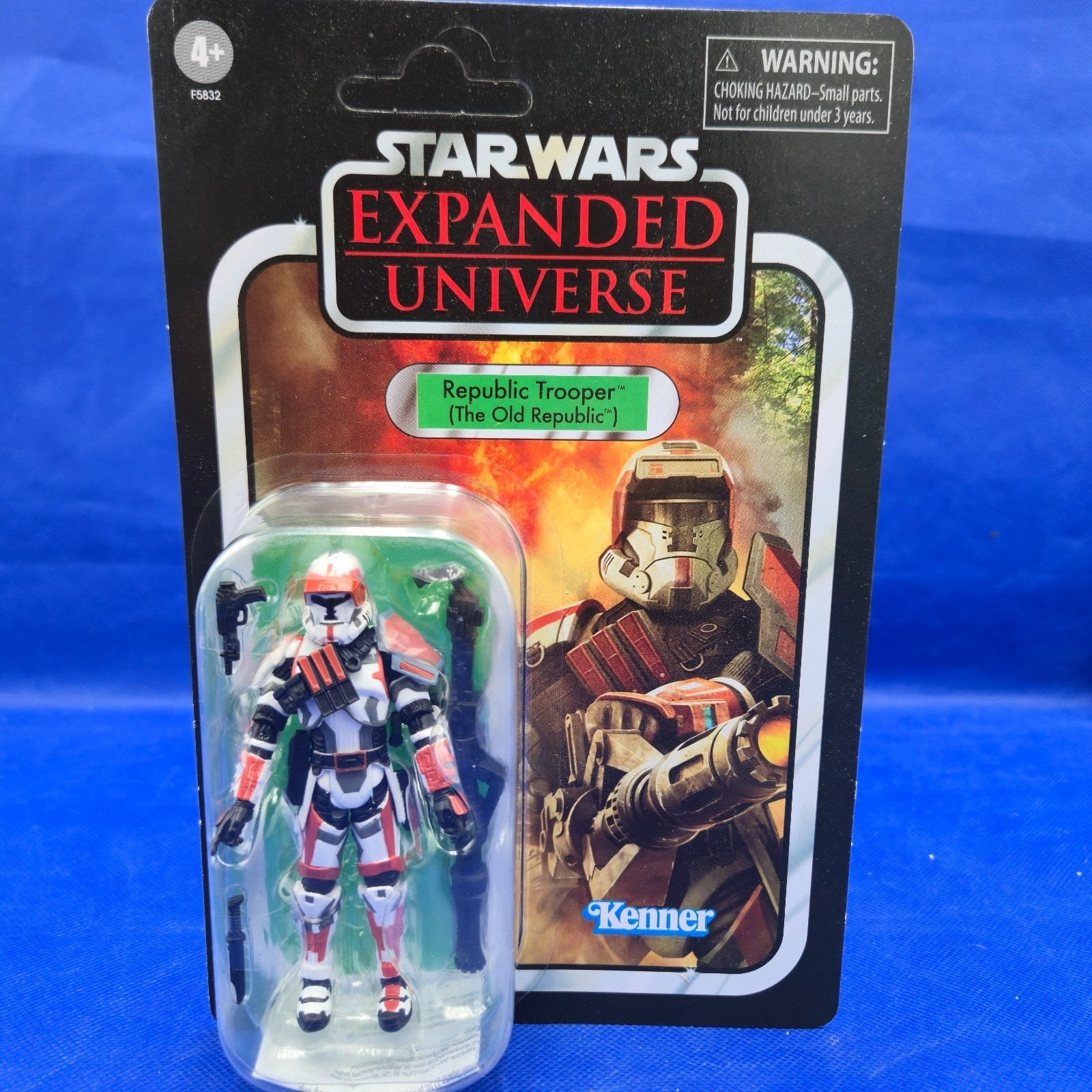 Kenner Star Wars Expanded Universe The Old Republic Trooper Unpunched MOC